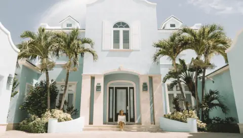 9 of The Biggest Houses In The World